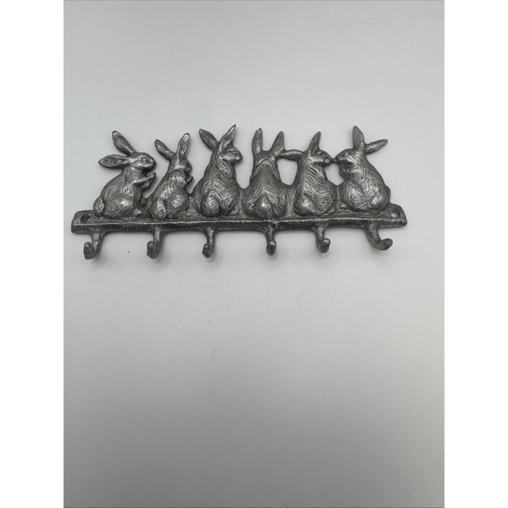 Pewter Toned Bunny Rabbit Bronzed Metal 6 Key Hook Hanger 7”
